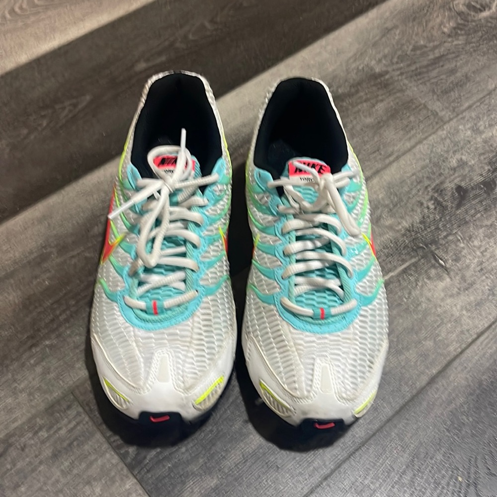 Nike Torch 4